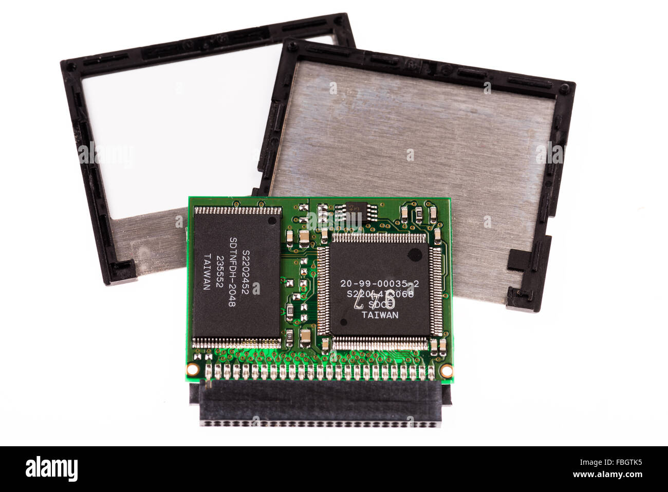 hineinschauen in die CF CompactFlash-Karte, Foto, digitale Fotografie, speichern Speichermedien, Karte, Speicherkarte, Daten, Ausschnitt, cop Stockfoto