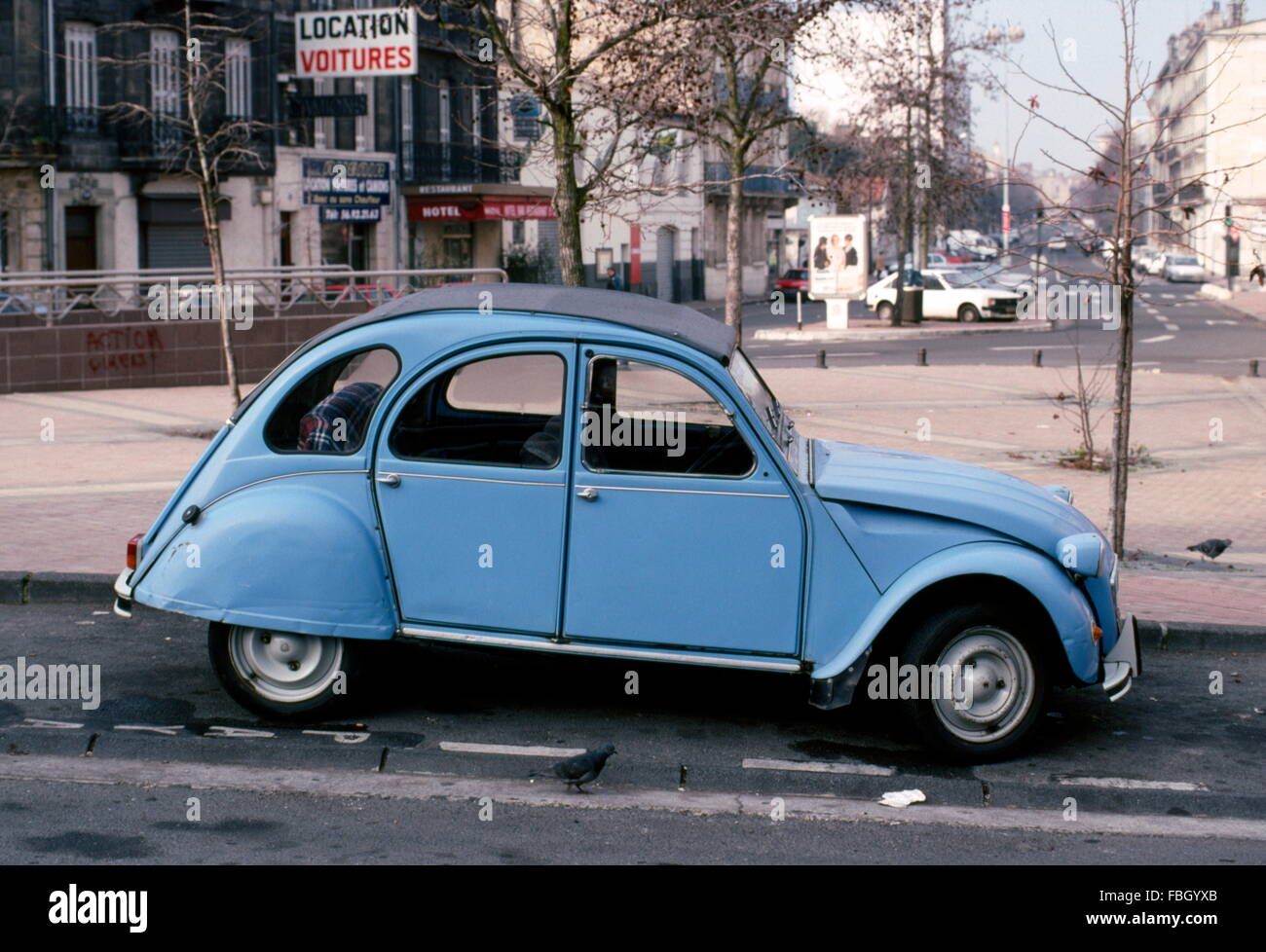 Citroen 2cv Automobile France Stockfotos Und Bilder Kaufen Alamy