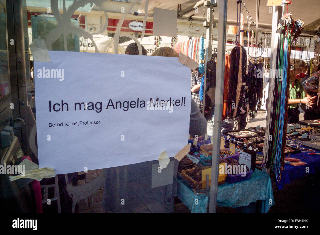 Politisches Plakat zur Unterstützung von Angela Merkel. Stockfoto