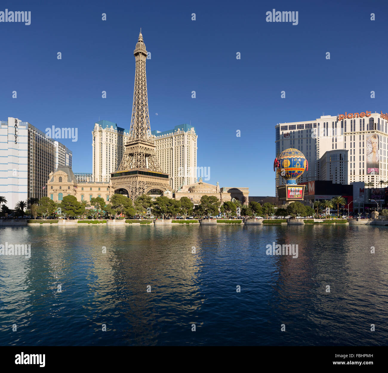 Paris Hotel in Las Vegas, Lake Bellagio, Strip, South Las Vegas Boulevard, Las Vegas, Nevada, USA Stockfoto