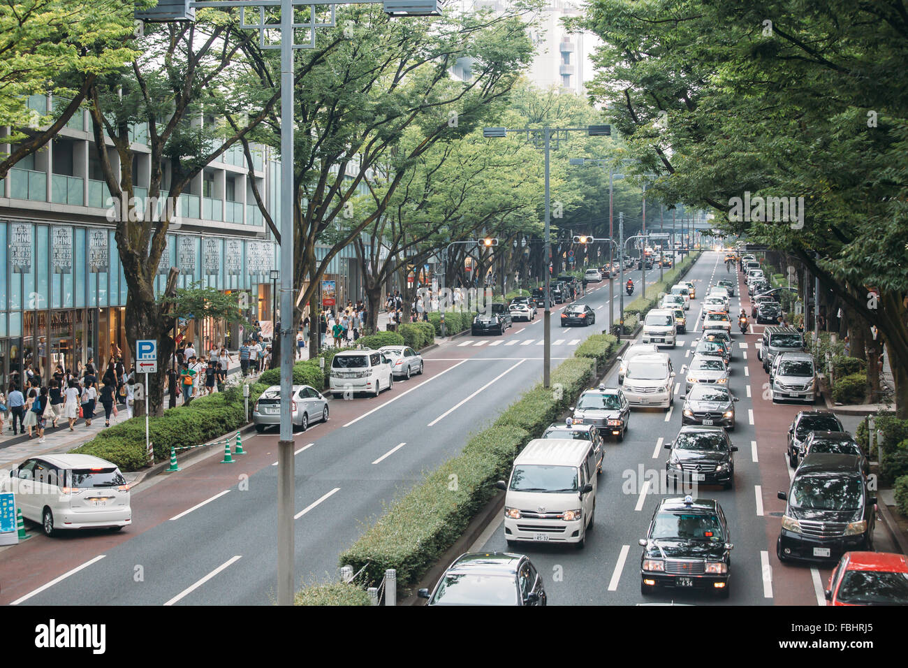 Tokio - AUG 1: Belebte Straße in Harajuku am 1. August 2015. Stockfoto