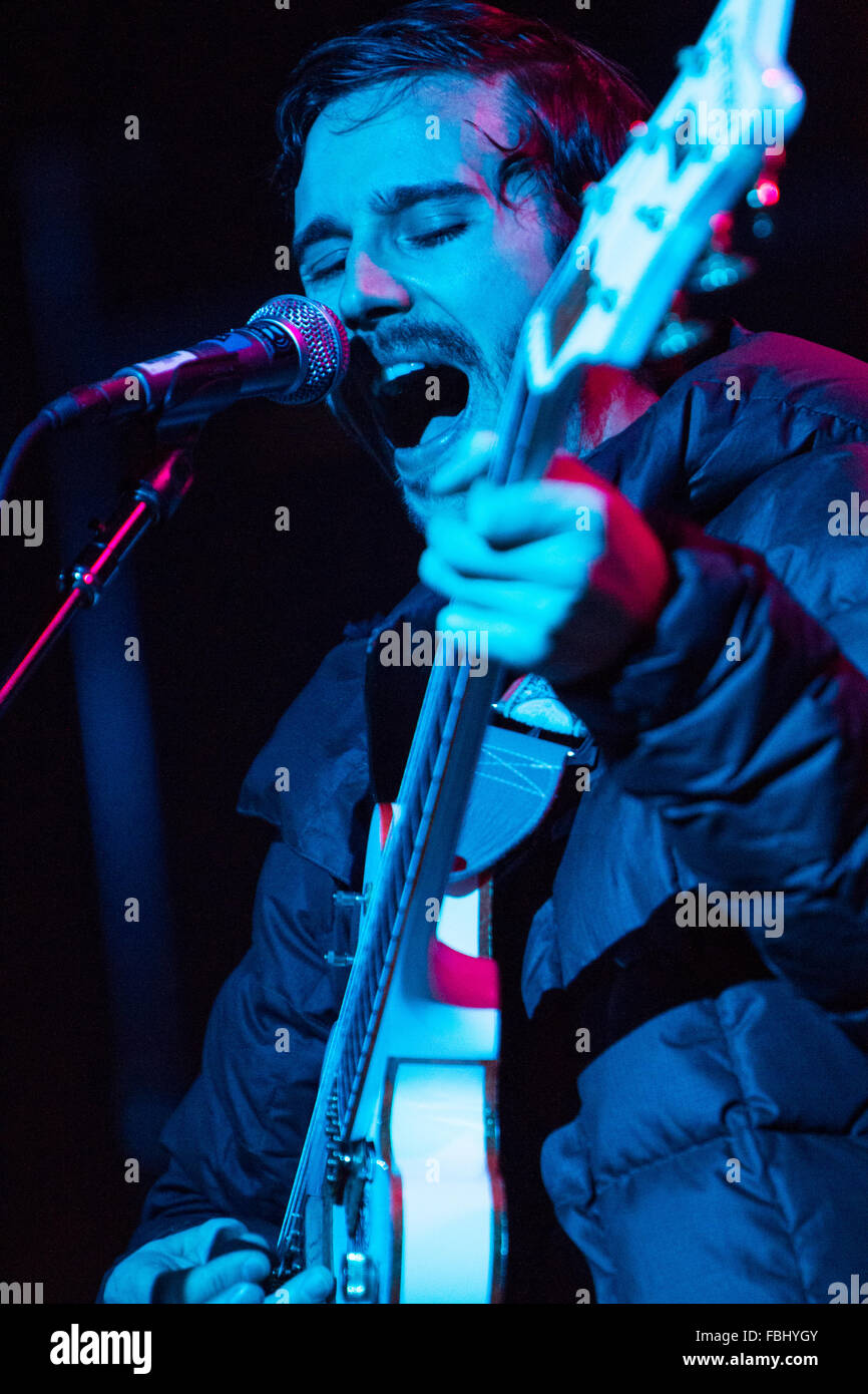 Mailand Italien. 30. Januar 2012. Die US-amerikanische Rockband Portugal.The Man führt live auf der Bühne bei der Alcatraz der Eröffnungsshow Stockfoto