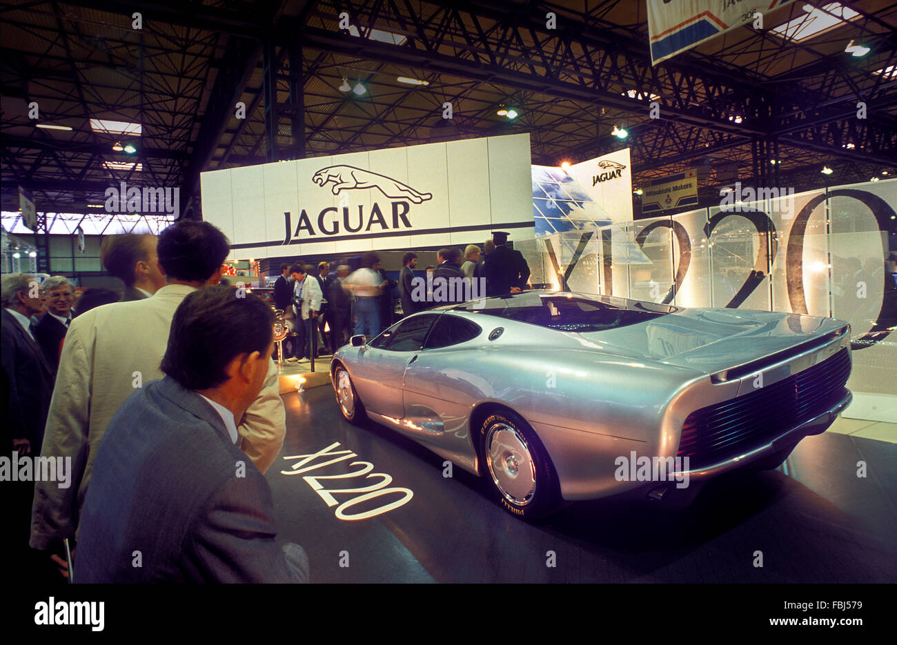 Jaguar XJ220 Showcar auf dem Display auf dem Jaguar-Stand auf der International Motor Show Birmingham NEC UK 1988 Stockfoto