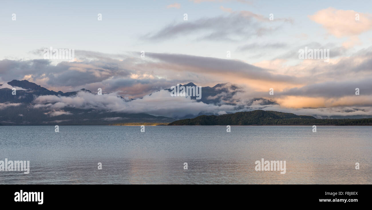 Lake Manapouri, Fjordland National Park, Neuseeland Südinsel Stockfoto