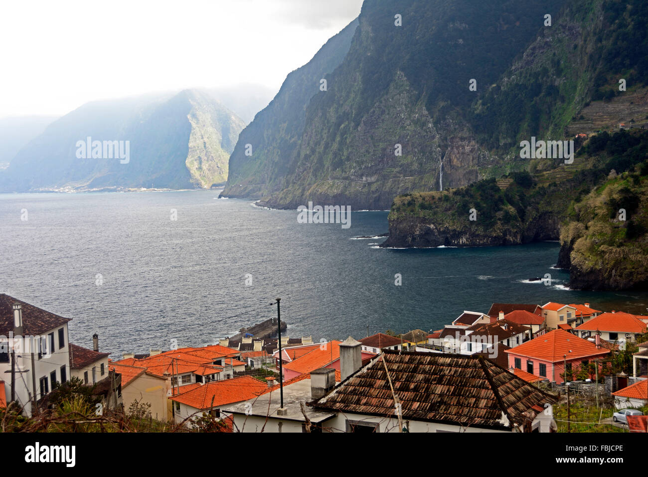 Madeira, Küstenlandschaft in São Vicente Stockfoto