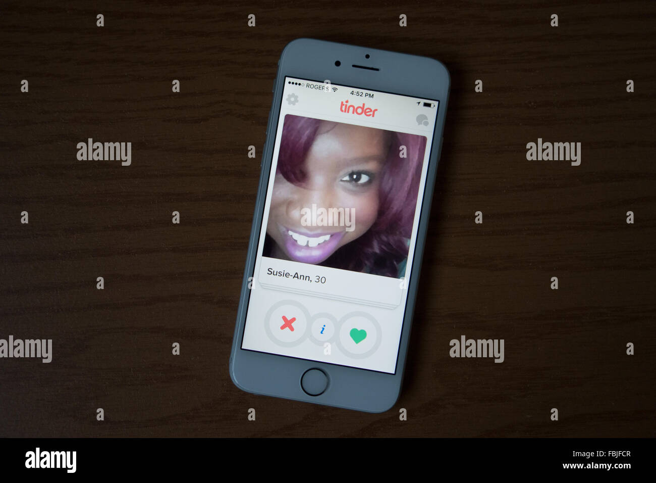 Zunder-dating-app Stockfoto