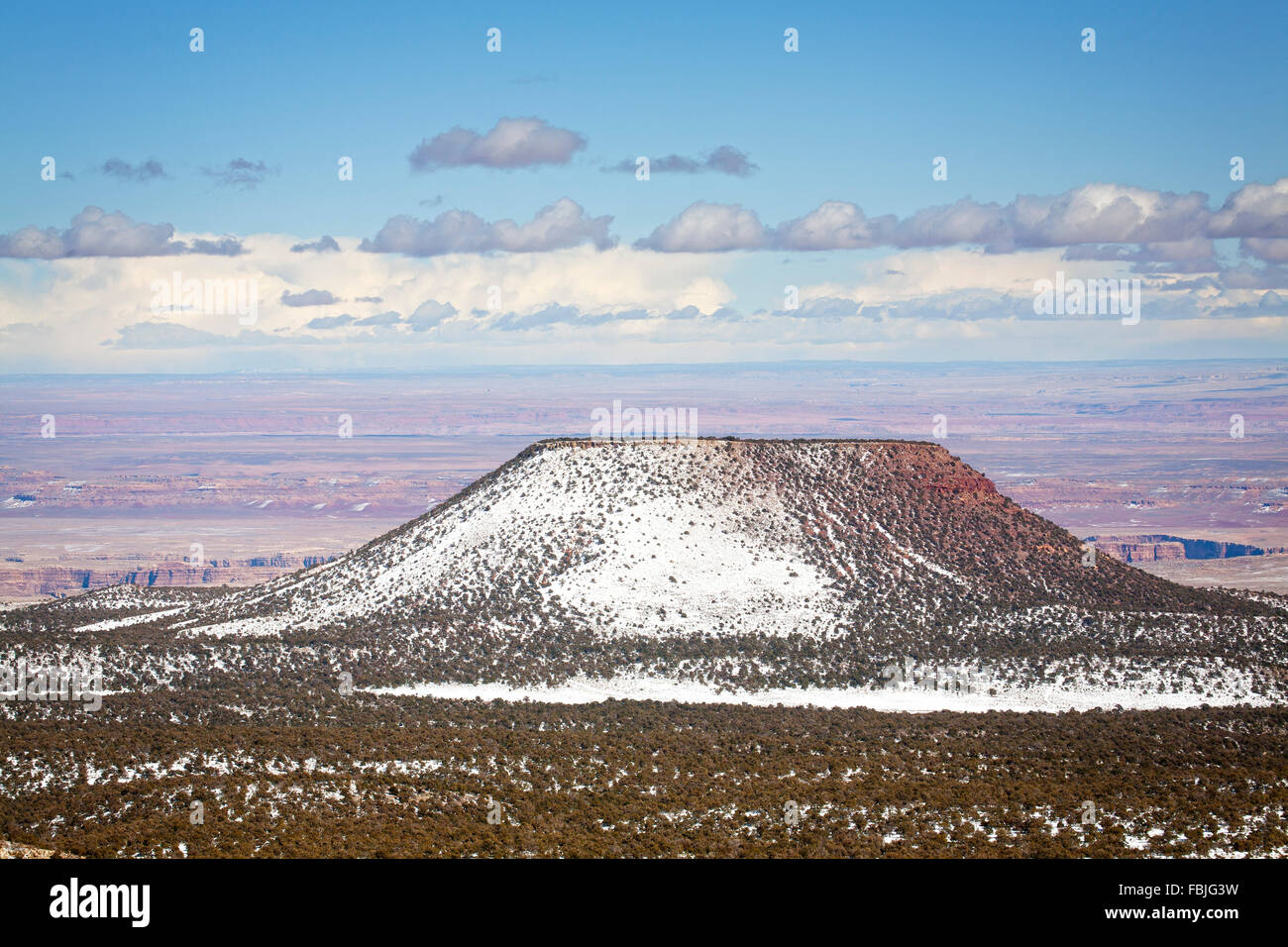Cedar Mountain in der Painted Desert, Navajo, Arizona. Stockfoto