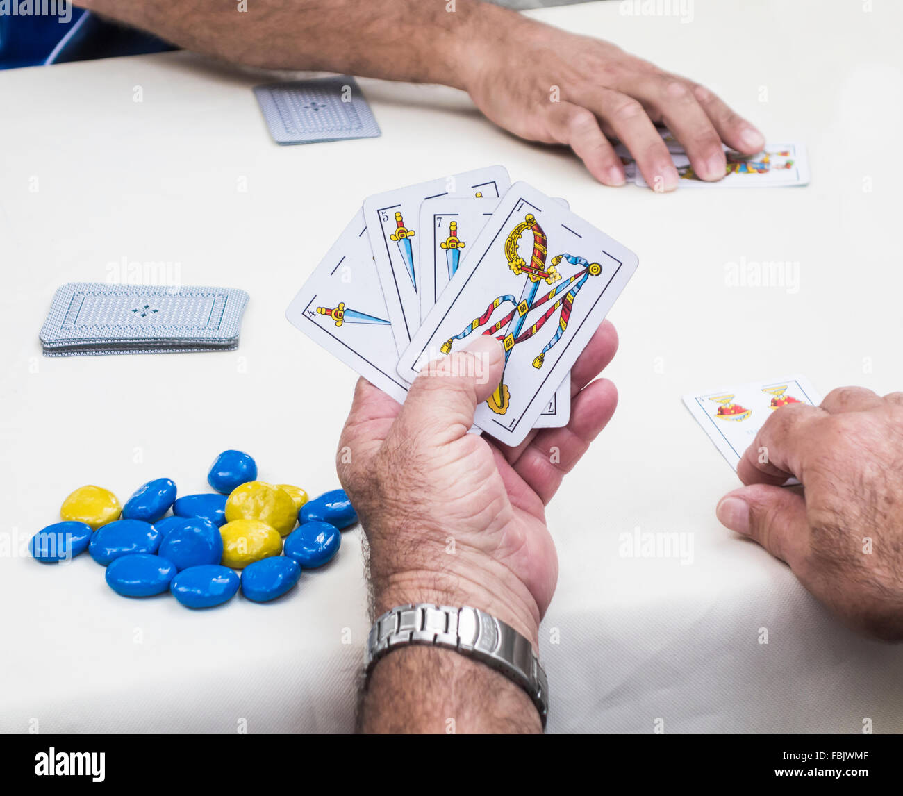 Spanische Männer Spielkarte Spiel namens Zanga in Las Palmas auf Gran Canaria Stockfoto