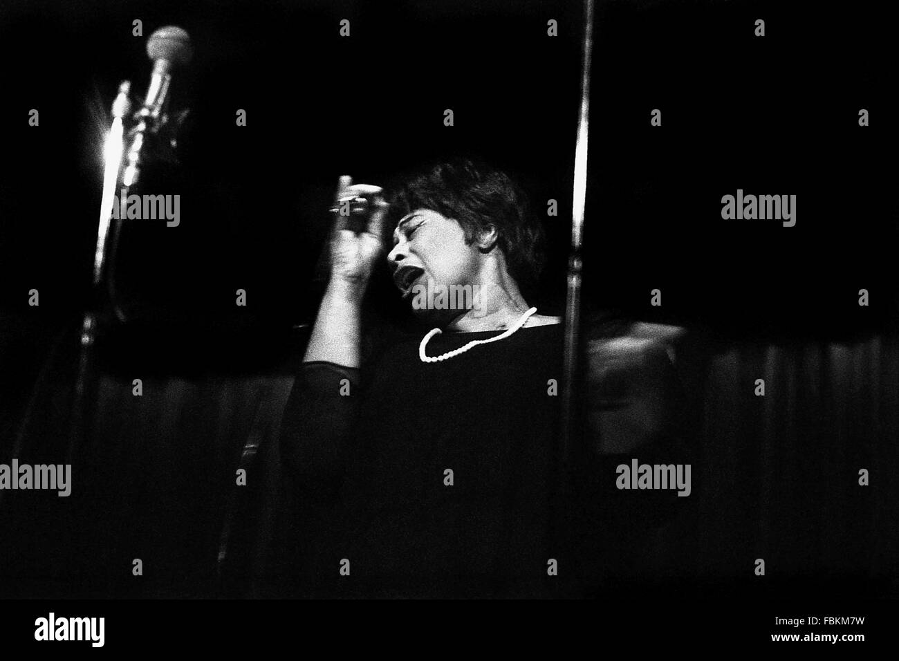 Ella Fitzgerald - 1964 - Frankreich / Ile-de-France (Region) / Paris - Ella Fitzgerald, Salle Pleyel, 1964 - Philippe Gras / Le Pictorium Stockfoto