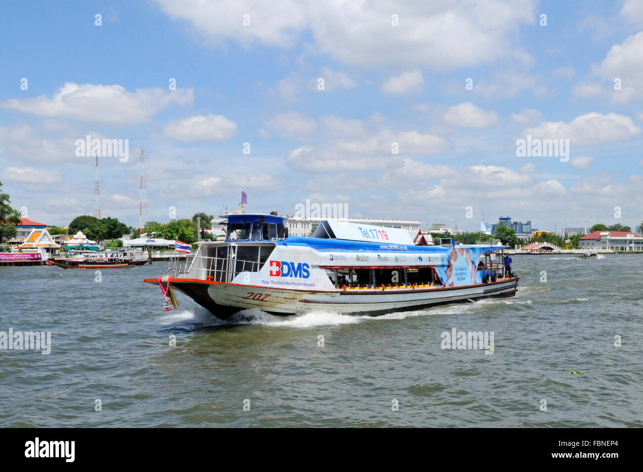 Thailand, Bangkok, Verkehr auf dem Chao Phraya River Stockfoto