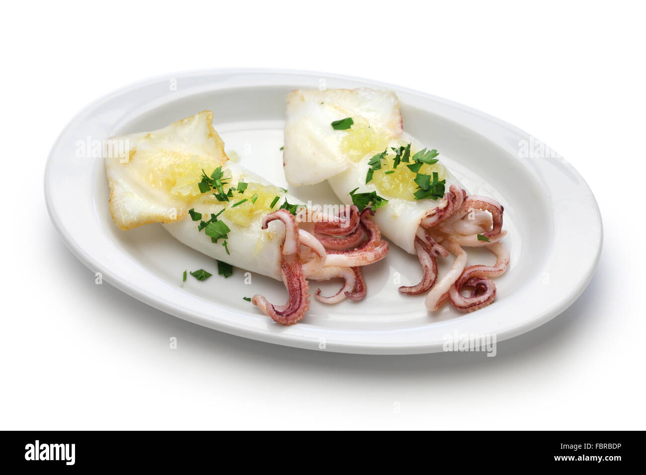 Calamares a la Plancha, gegrillten Tintenfisch, spanisches Essen isoliert auf weißem Hintergrund Stockfoto