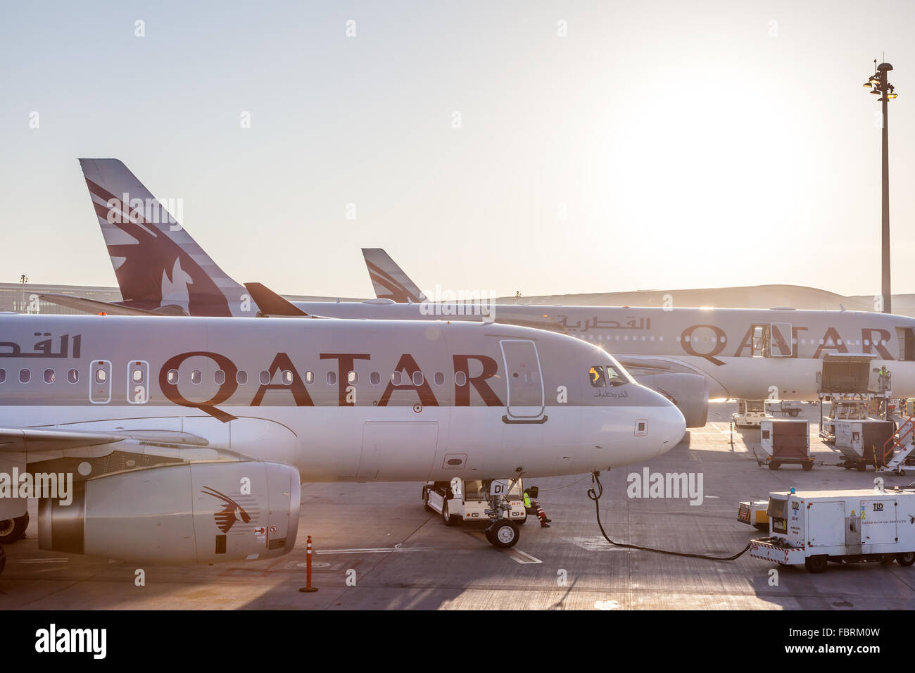 Qatar Airways Flugzeuge am internationalen Flughafen von Katar Stockfoto