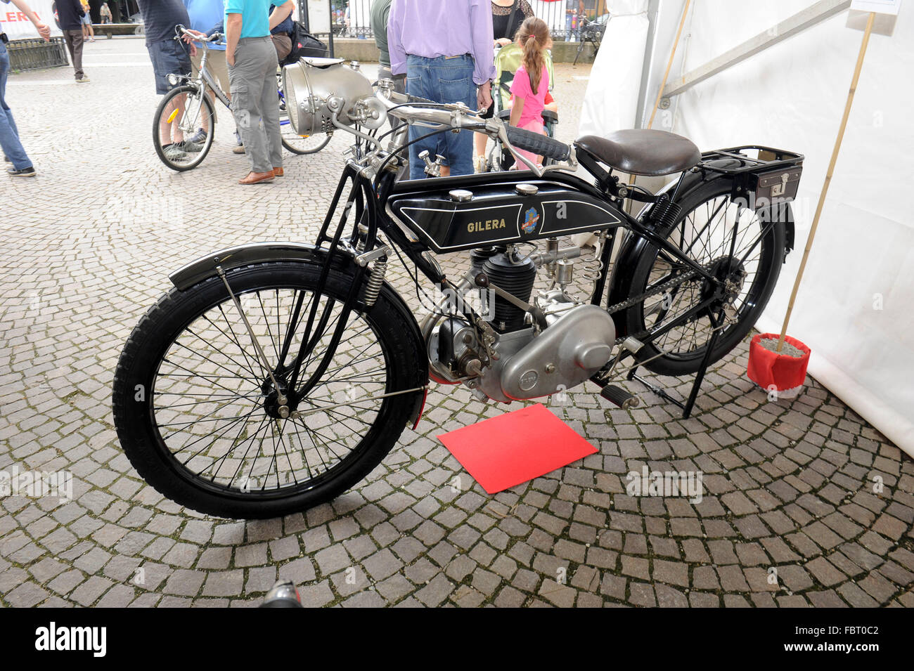 Arcore - Ausstellung von historischen Modellen von den Werksmaschinen Gilera. Modello 500 Tourismus 1922 Stockfoto