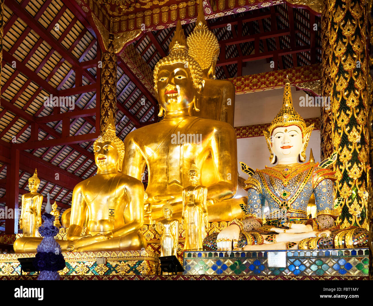 Goldenen Buddha-Statuen, Wat Suan Dok, Chiang Mai, Thailand Stockfoto