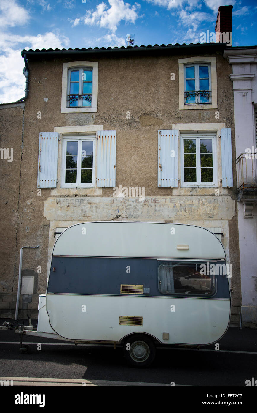 Retro Wohnwagen Stockfotos & Retro Wohnwagen Bilder - Alamy