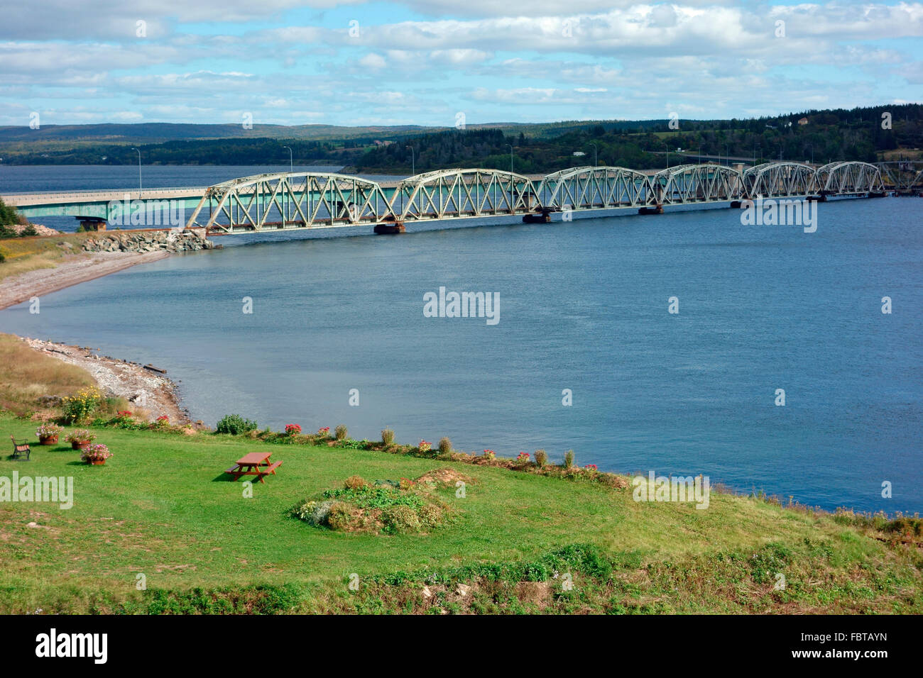 Brücke bei Iona, Cape Breton, Nova Scotia, Kanada Stockfoto