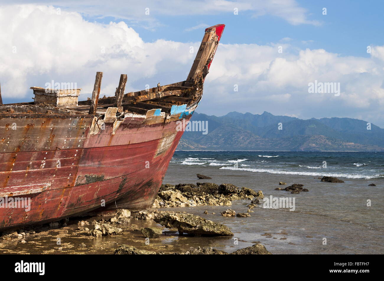 In Küste Schiffbruch Stockfoto
