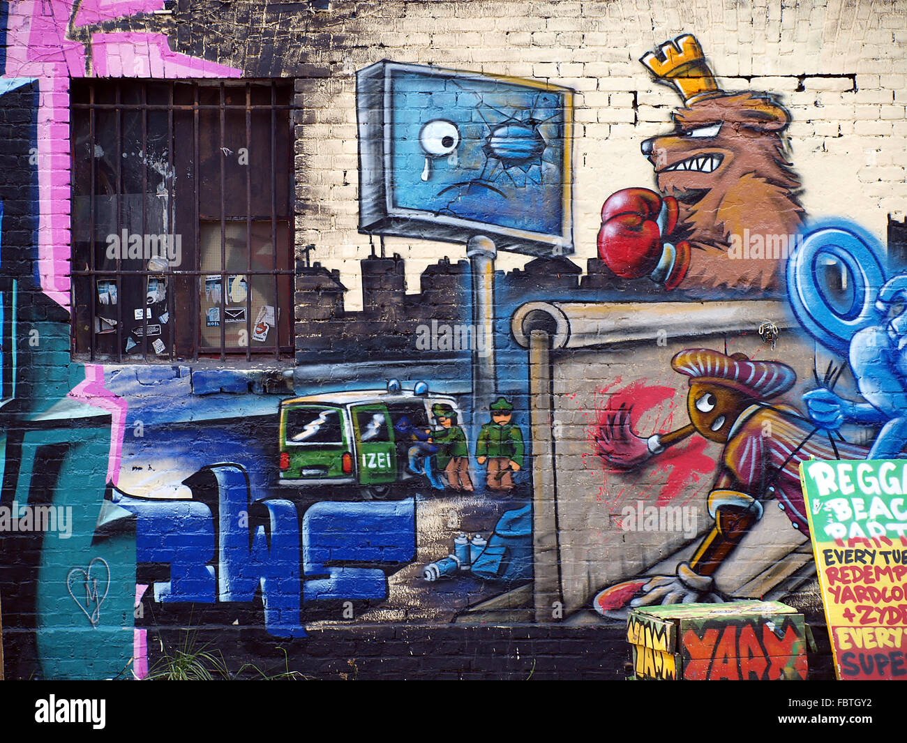 Graffiti-Bär aus Berlin Stockfoto