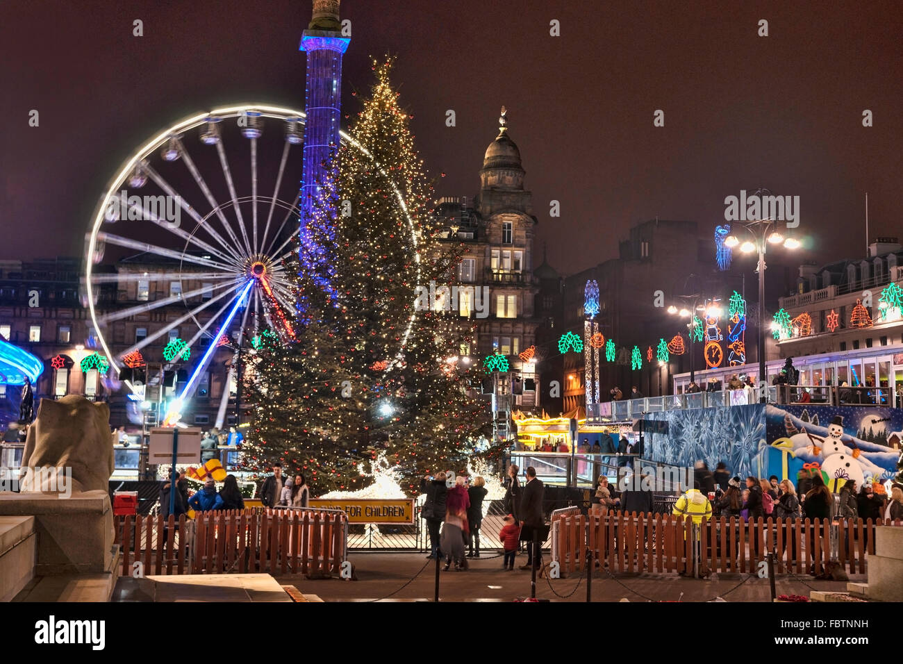 George Square Glasgow, Weihnachtsbeleuchtung und Dekorationen, Schottland, UK Stockfoto