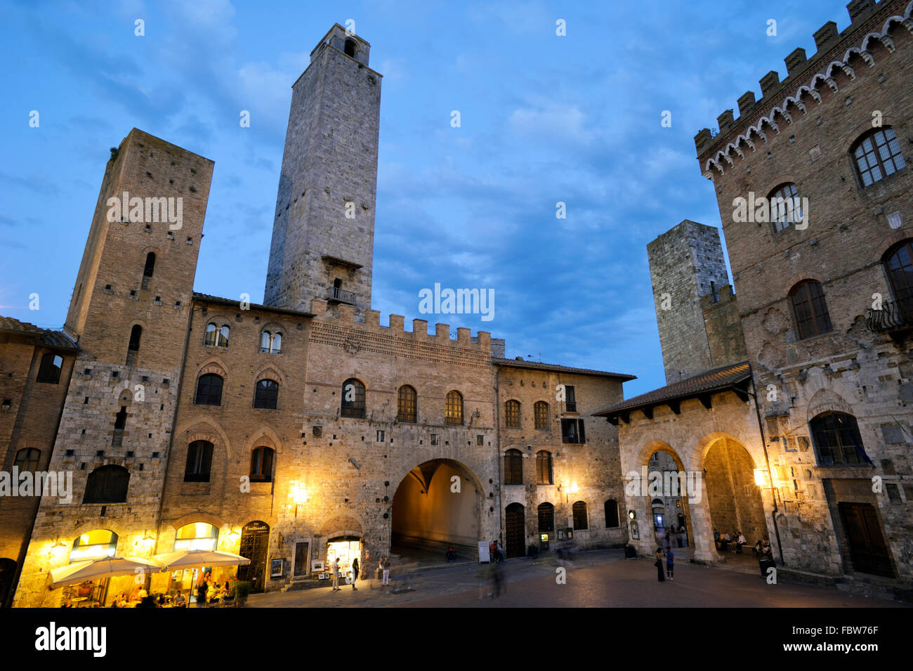 Palazzo del Podestà, Piazza del Duomo, San Gimignano, Toskana, Italien Stockfoto