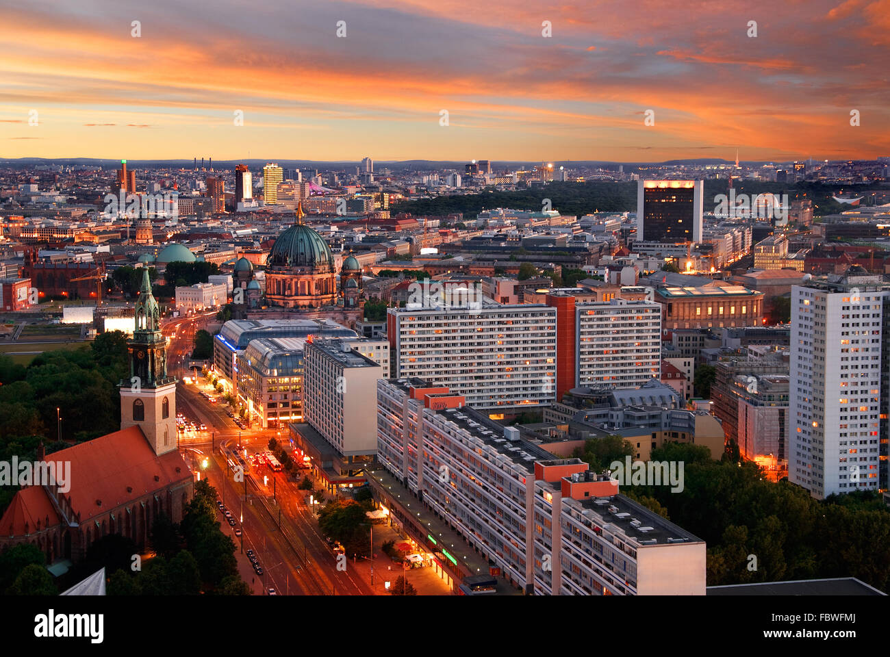 Berlin Skyline Sonnenuntergang Stockfoto