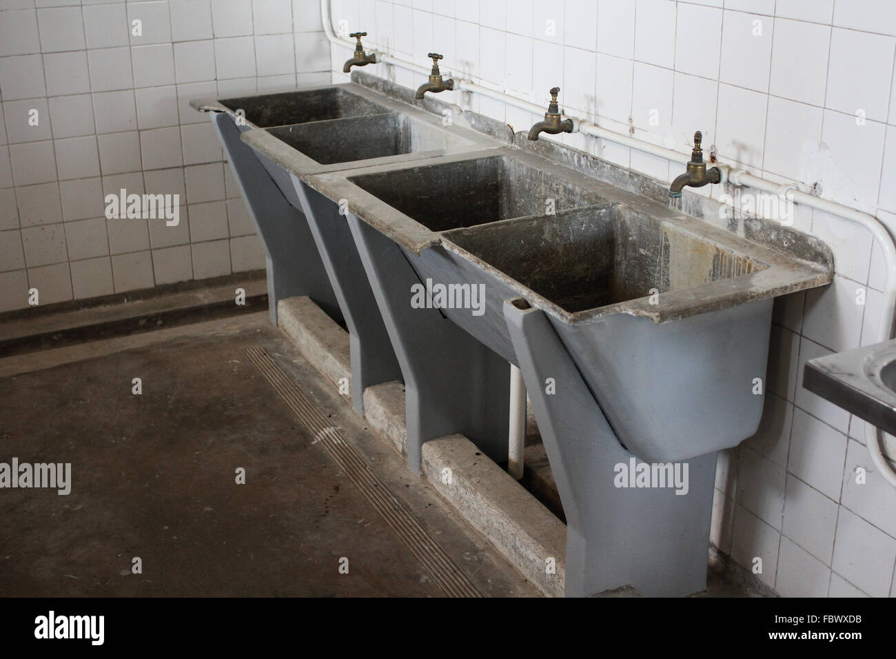 Waschbecken auf Robben Island Gefängnis Stockfoto