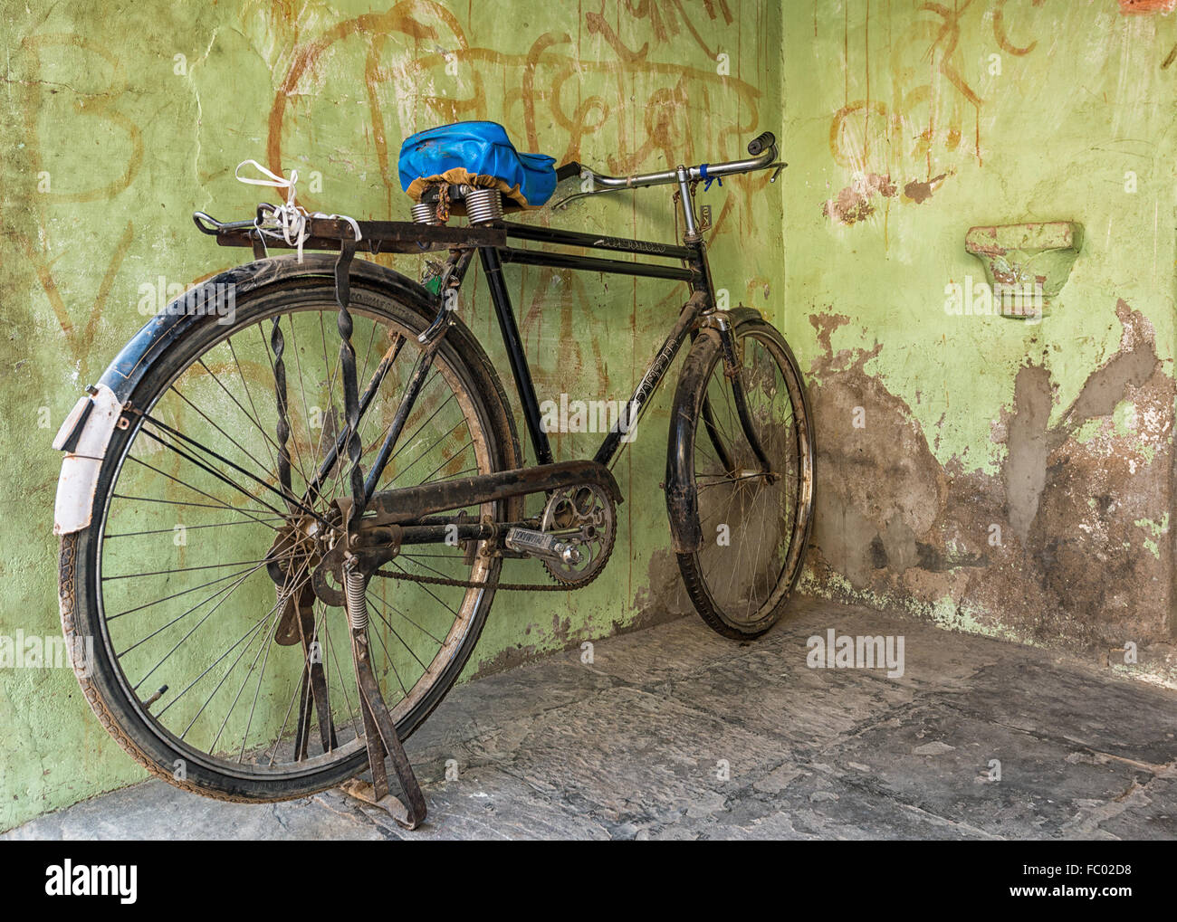 Altes Oldtimer Fahrrad in Mandawa Rajasthan Indien Stockfoto