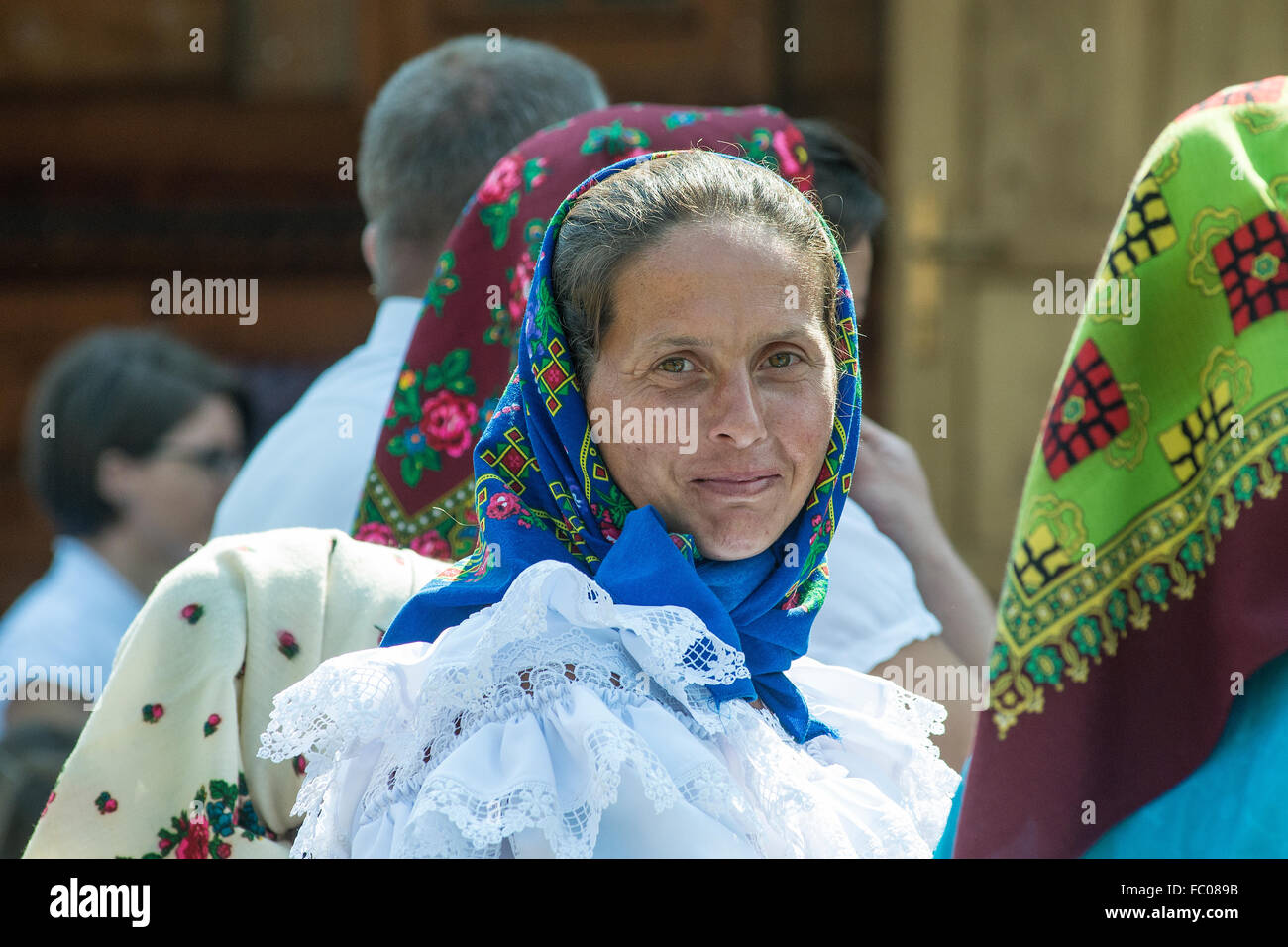 Rumänische frau in tracht Fotos und Bildmaterial in hoher Auflösung Alamy
