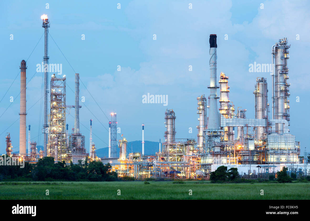 Öl-Raffinerie-Anlage Stockfoto