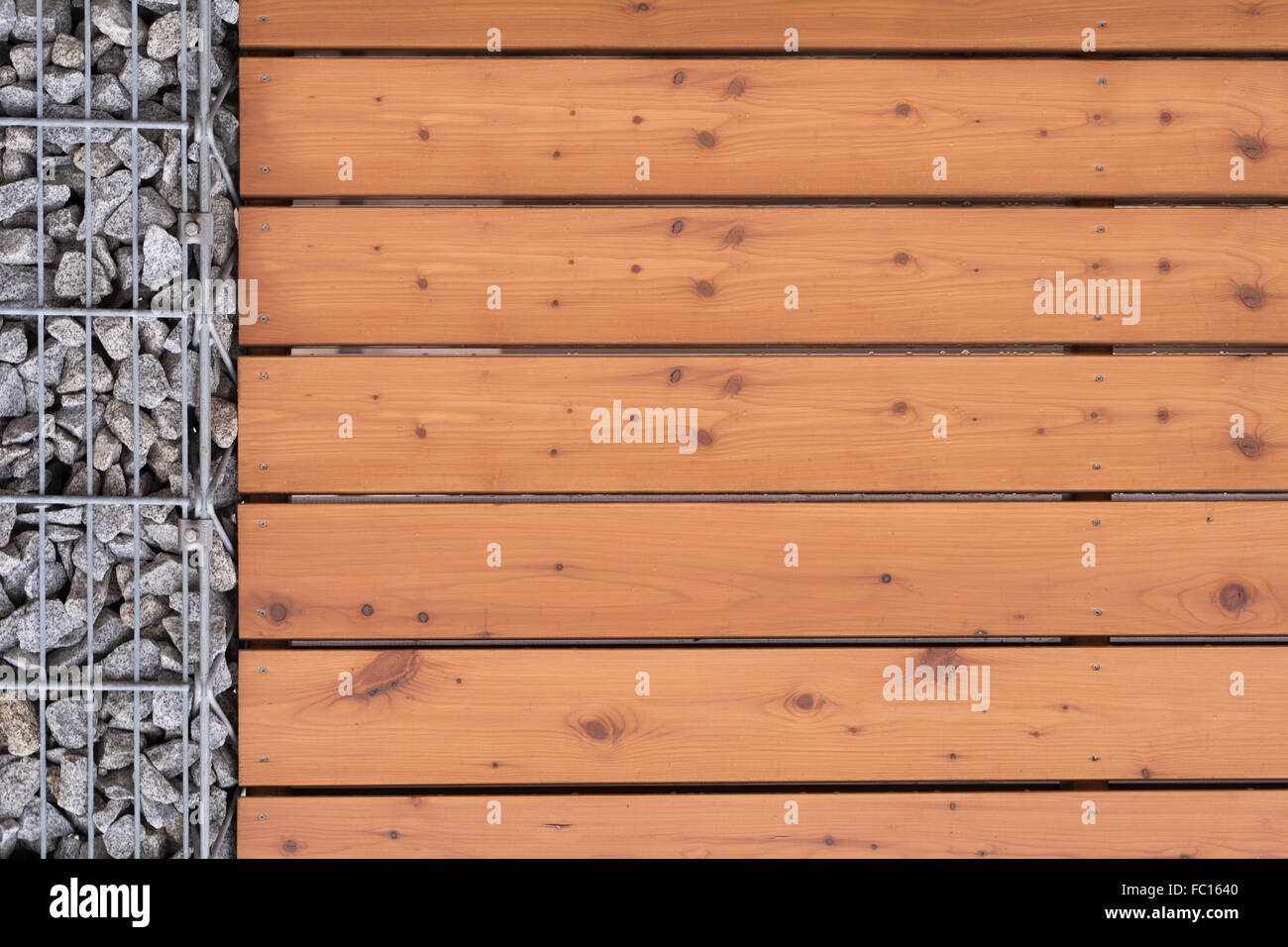 Nahaufnahme des Schutzes der Holz-Stein-Wand Stockfoto