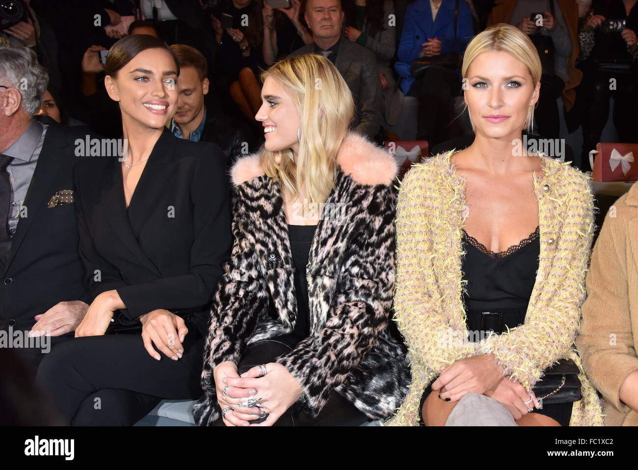 Berlin, Deutschland. 19. Januar 2016. Irina Shark Tigerlily Taylor Lena Gercke Bettina Zimmermann /Sitting /Mercedes Benz Fashionweek 2016/MARC CAIN /in Berlin/19.01.2016 MBFW Berlin/Bild Allianz Credit: Dpa picture-Alliance/Alamy Live News Stockfoto