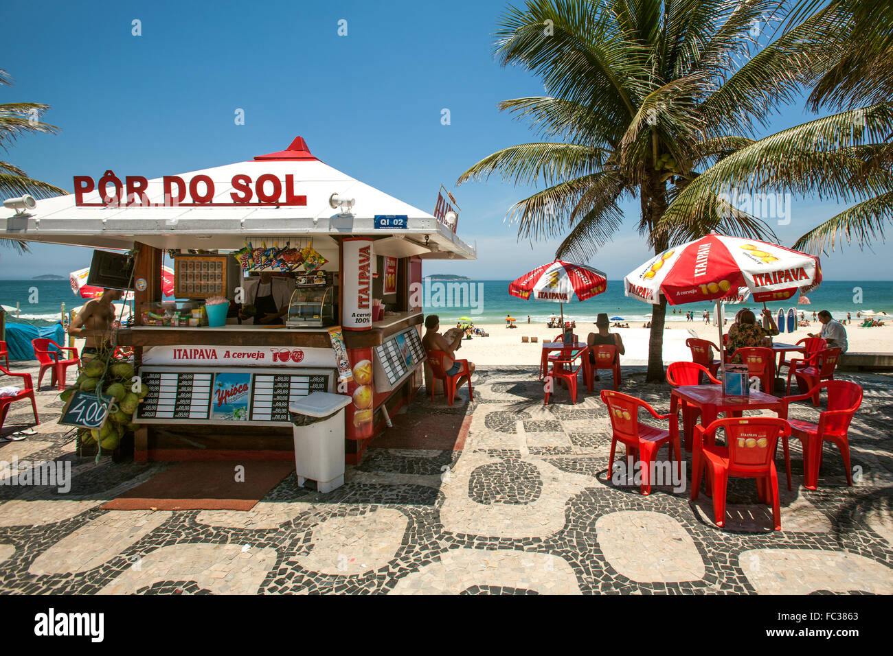 Rio De Janeiro, Ipanema-Strand, Kiosk, Promenade, Essen, Brasilien Stockfoto