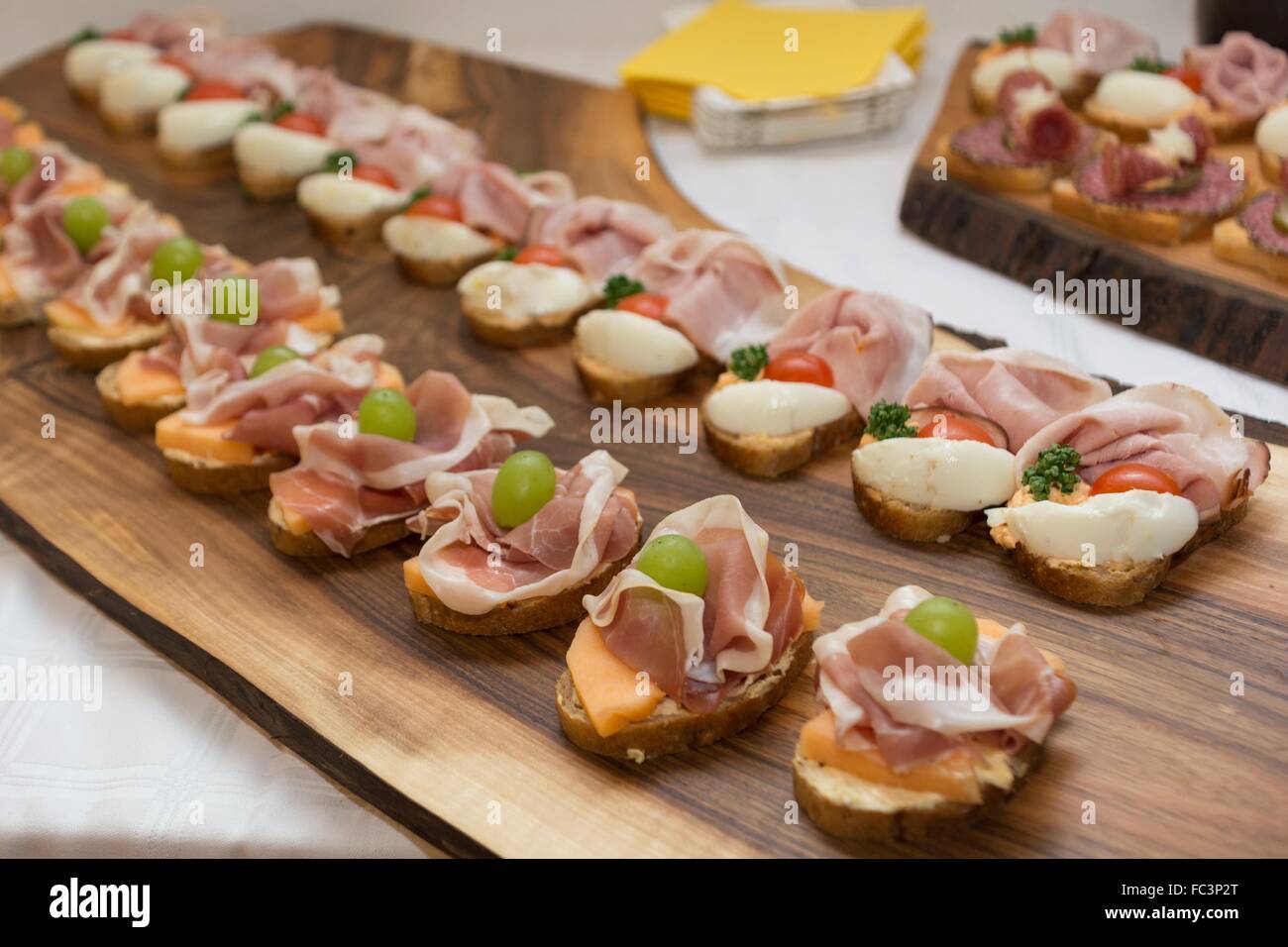 leckere Schinken und Speck sandwiches Stockfoto