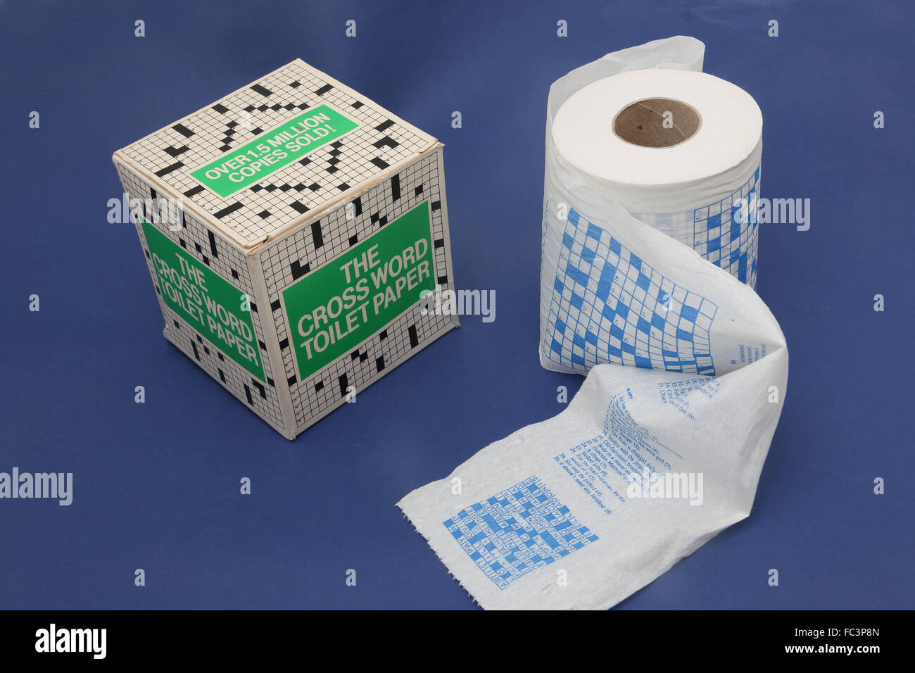 Das Kreuzworträtsel Toilettenpapier Stockfotografie - Alamy