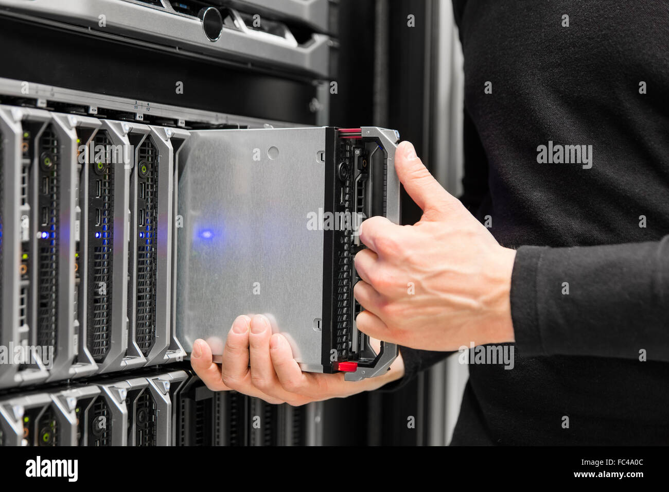 Blade-Server-Installation in großen Rechenzentren Stockfoto