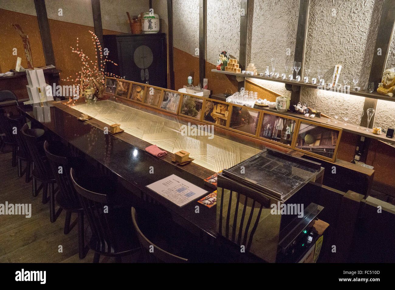traditionelle Sake-Bar in Takayama Japan Stockfoto