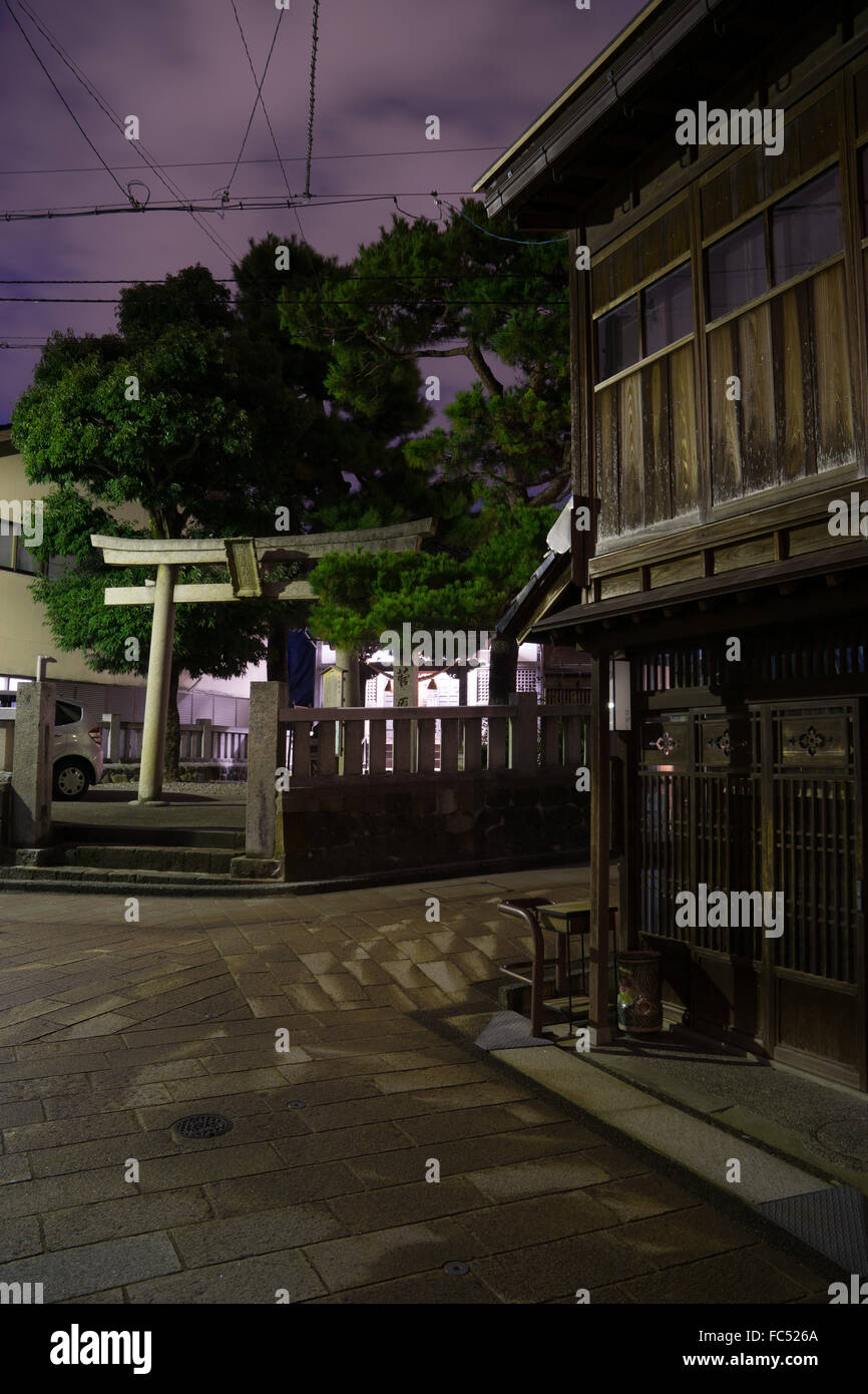 Kanazawa Shirakawago Geisha-Viertel am Abend Japan Stockfoto