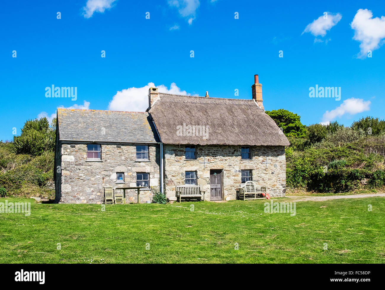 Ein altes Bauernhaus, das als ein Ferienhaus in Cornwall, England, UK Stockfoto