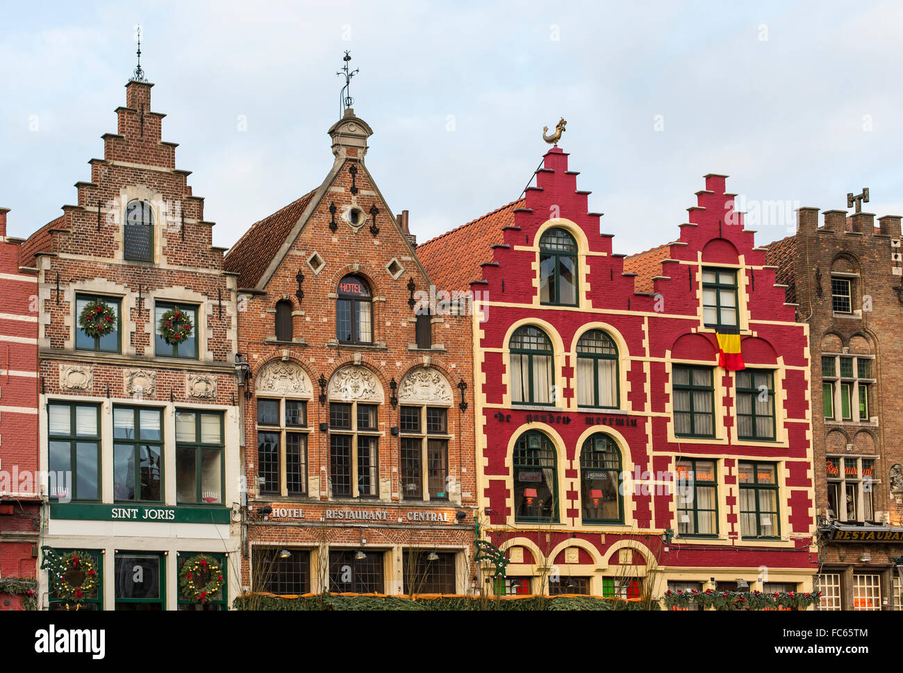 Guild Häuser auf dem Marktplatz, Brügge, Belgien Stockfoto