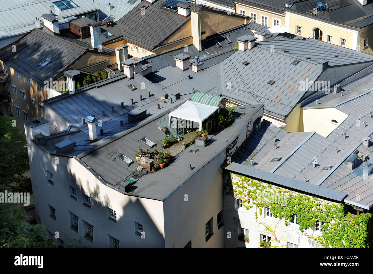 Dachgeschoss-Wohnung in Salzburg, Österreich Stockfoto