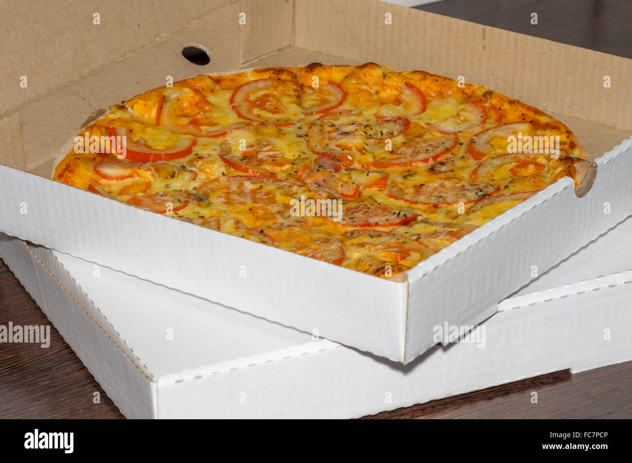 Margarita Pizza-Lieferservice in Kartons Stockfoto