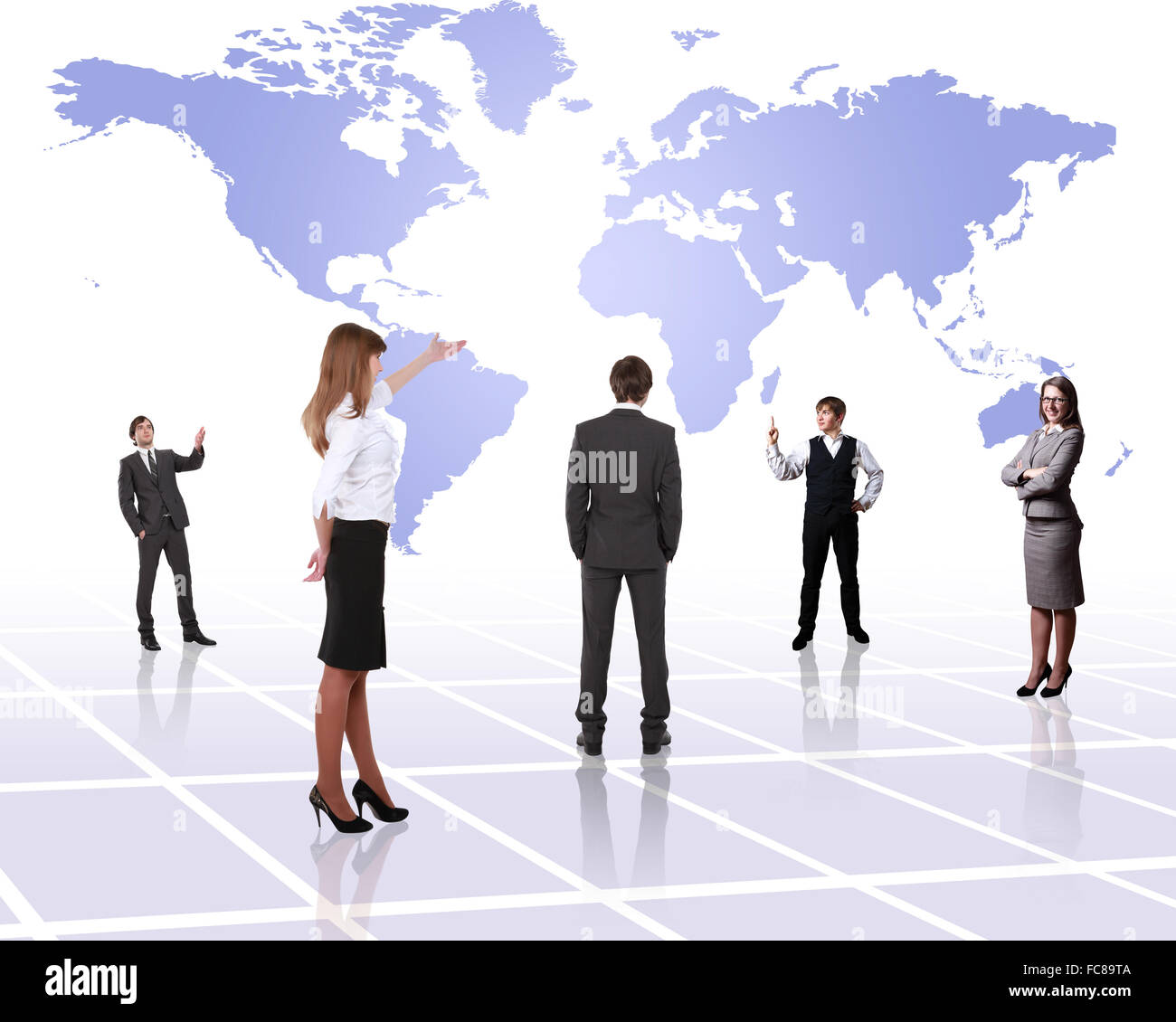 Weltkarte und Menschen als Symbol des sozialen Netzwerks Stockfoto