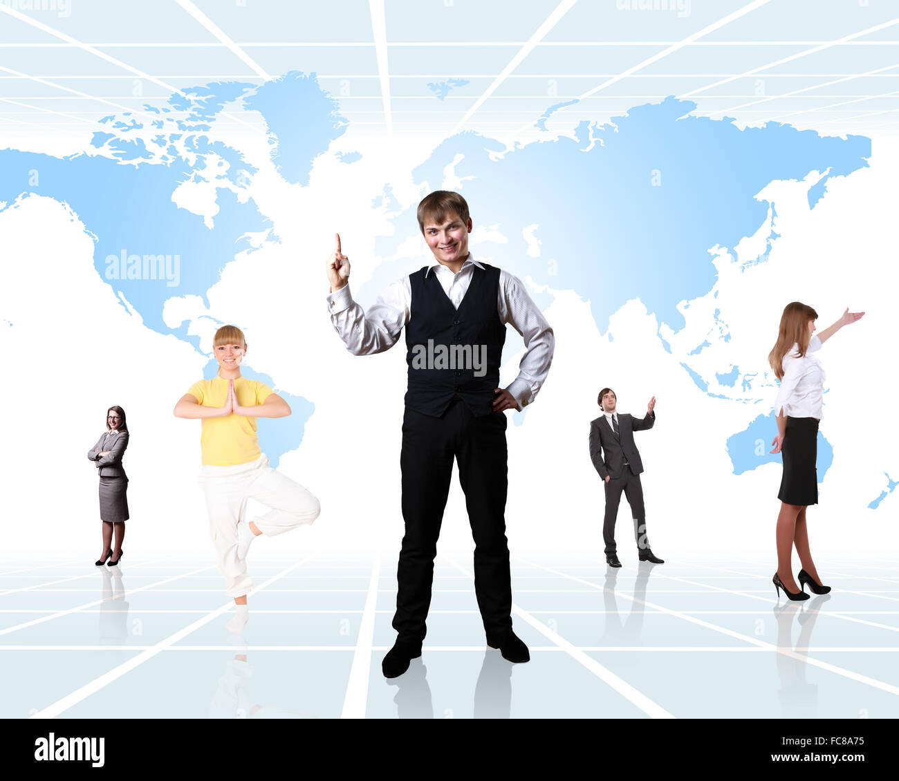Weltkarte und Menschen als Symbol des sozialen Netzwerks Stockfoto
