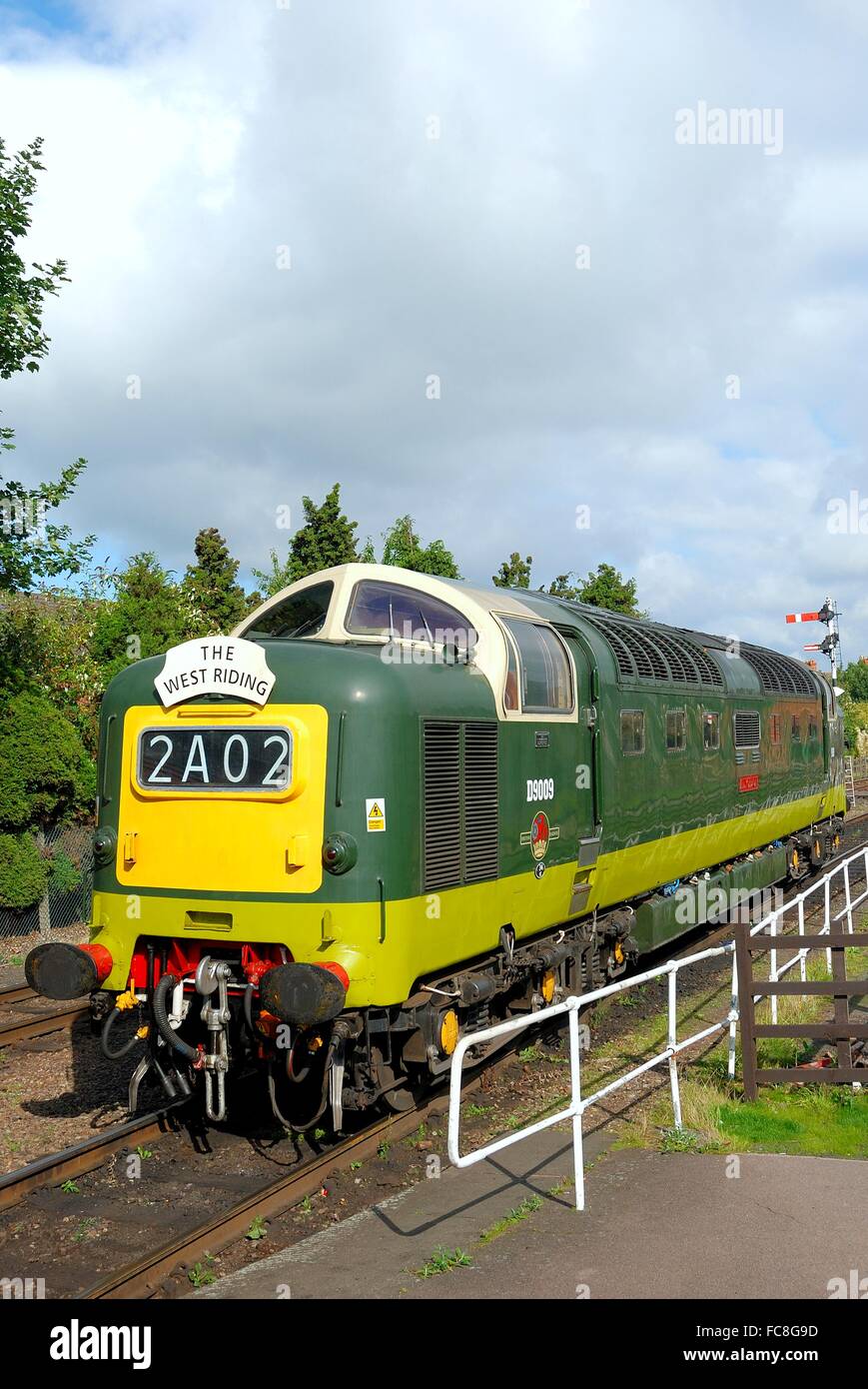 Alycidon deltic Diesellok am großen Hauptbahnhof Loughborough, England UK Stockfoto