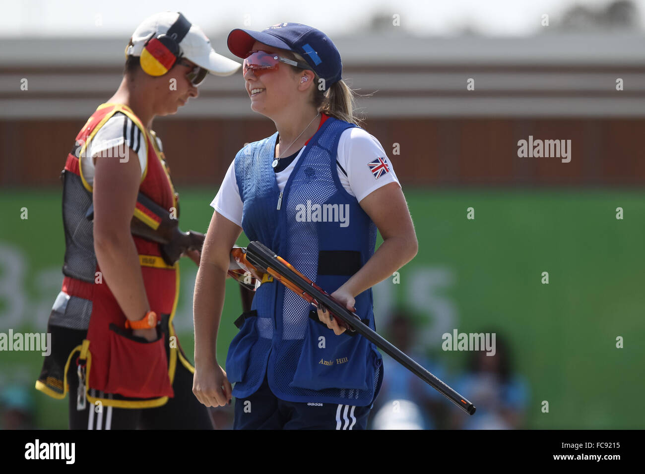 Amber Hill (GBR) feiert das Finale zu erreichen. Frauen Skeet-Finale. Baku schießen Zentrum. Baku2015. 1. Europäische Spiele. Baku. Aserbaidschan. 20.06.2015. Stockfoto