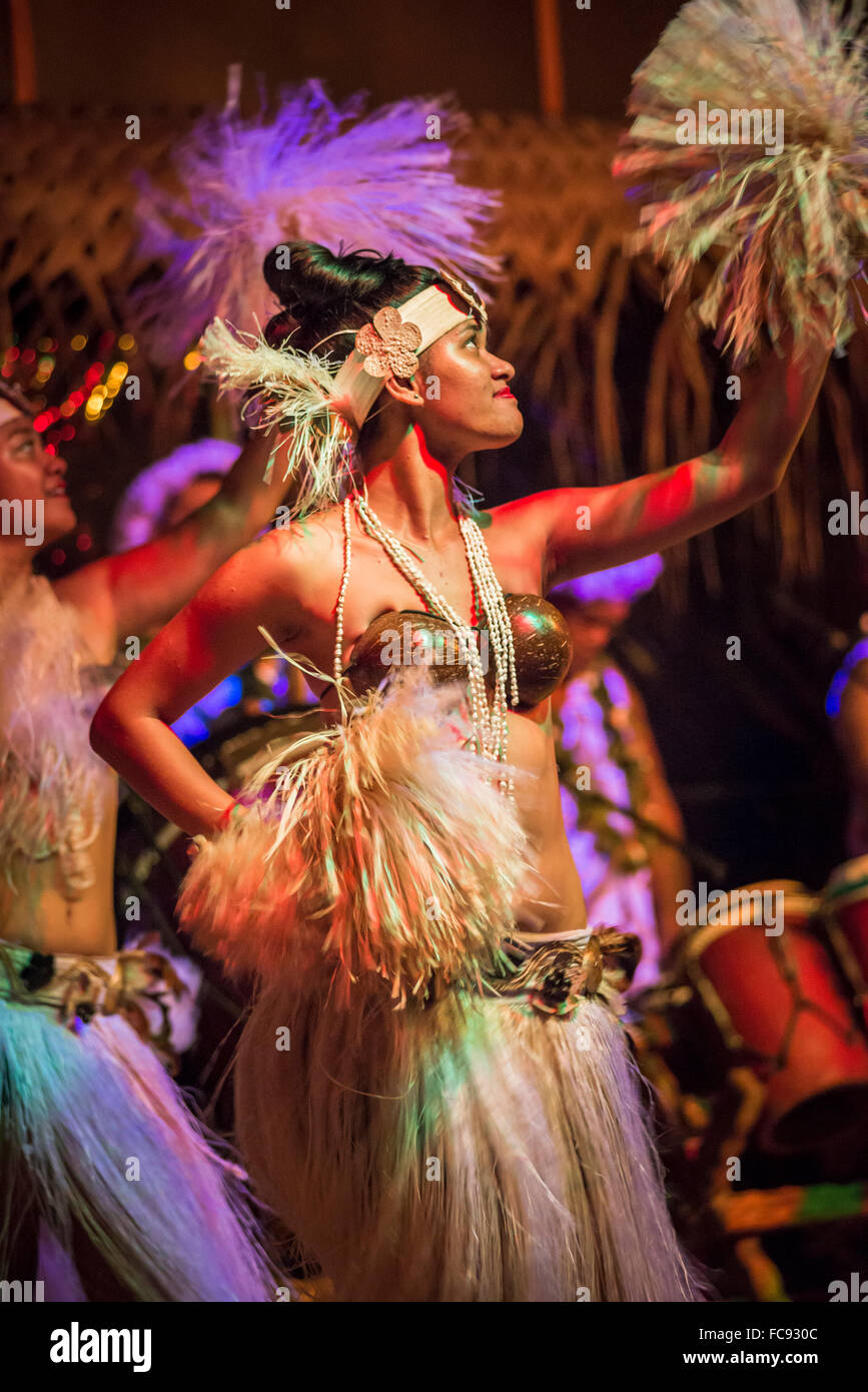 Highland Paradies, Trommeln von unseren Vorfahren kulturelle zeigen, Rarotonga, Cook-Inseln, South Pacific, Pazifik Stockfoto