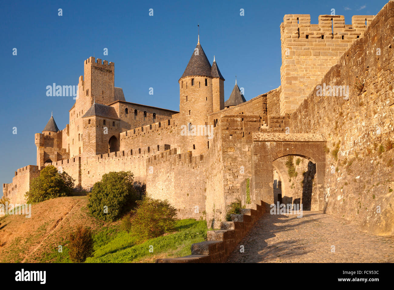 La Cite, mittelalterliche Festungsstadt Carcassonne, UNESCO-Weltkulturerbe, Languedoc-Roussillon, Frankreich, Europa Stockfoto
