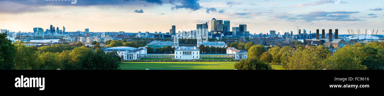 Blick auf Canary Wharf von Greenwich Observatory, Greenwich, London, England, Vereinigtes Königreich, Europa Stockfoto