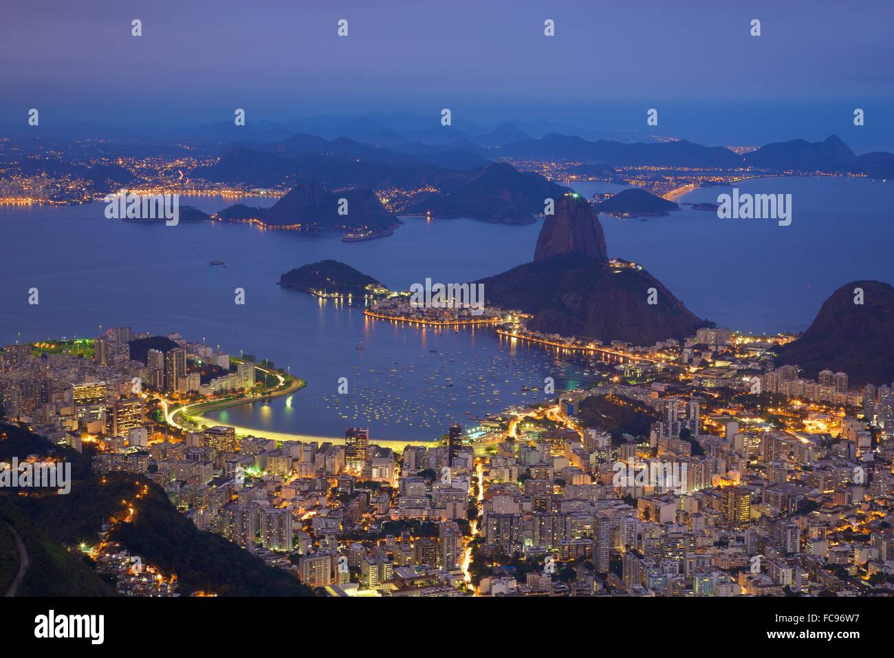 Aussicht auf Rio De Janeiro aus Corcavado, Rio De Janeiro, Brasilien, Südamerika Stockfoto