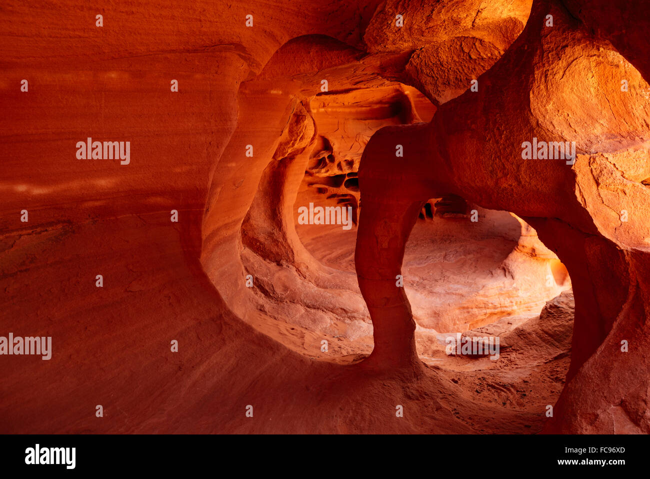 Windstone Arch, Valley of Fire State Park, Nevada, Vereinigte Staaten von Amerika, Nordamerika Stockfoto